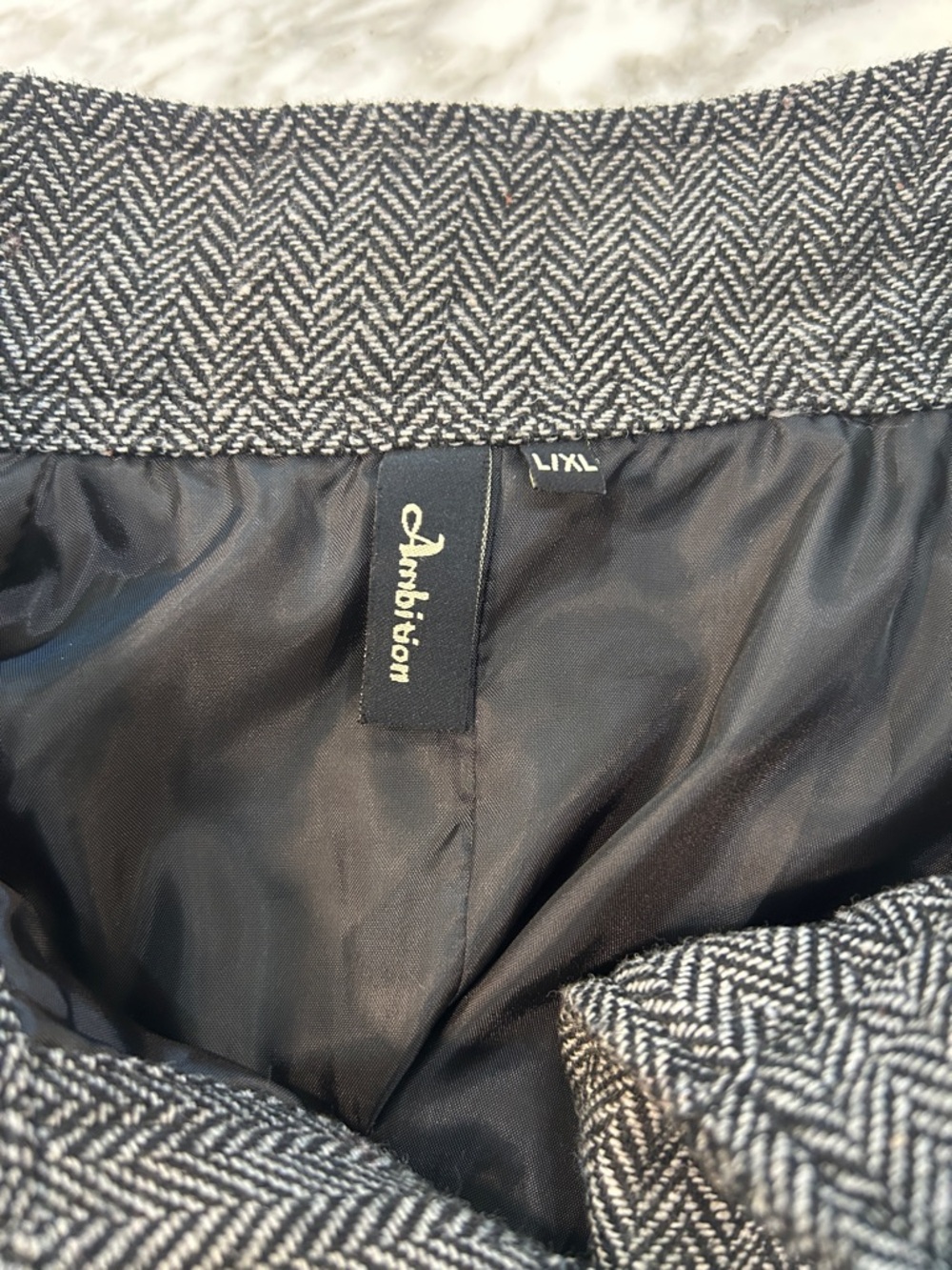 ambition Gray Herringbone Button-Front Cape - Picture 3 of 3
